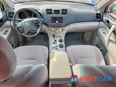 Zdjęcie 8 z 13 samochodu: 2008 TOYOTA HIGHLANDER BASE VIN:JTEES41A382073941 - miniatura
