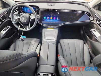 Zdjęcie 8 z 12 samochodu: 2026 MERCEDES-BENZ E 350 4MATIC VIN:W1KLF4HB0TA220459 - miniatura