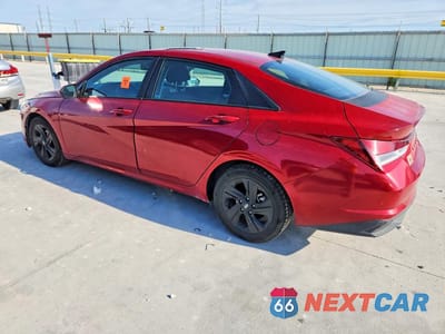 Drugie zdjęcie samochodu z przodu: 2021 HYUNDAI ELANTRA SEL VIN:KMHLM4AG5MU194913 - miniatura