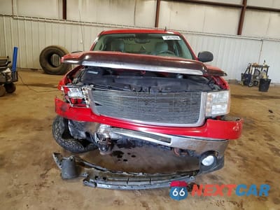 Piąte zdjęcie samochodu w środku: 2009 GMC SIERRA K1500 VIN:3GTEK13359G146401 - miniatura