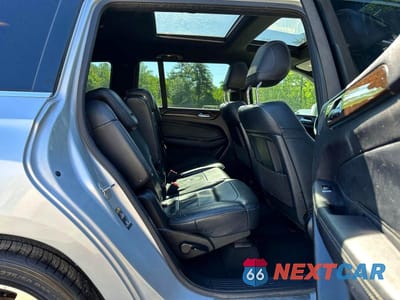 Zdjęcie 9 z 10 samochodu: 2017 MERCEDES-BENZ GLS 450 4MATIC VIN:4JGDF6EE3HA805841 - miniatura
