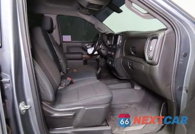 Piąte zdjęcie samochodu w środku: 2019 CHEVROLET SILVERADO K1500 LT TRAIL BOSS VIN:1GCPYFED6KZ334179 - miniatura