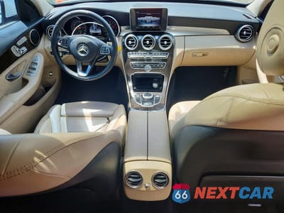 Zdjęcie 8 z 12 samochodu: 2018 MERCEDES-BENZ C 300 VIN:55SWF4JB6JU273848 - miniatura