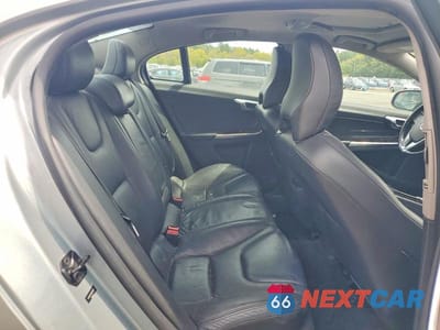 Zdjęcie 10 z 12 samochodu: 2011 VOLVO S60 T6 VIN:YV1902FH2B2007677 - miniatura