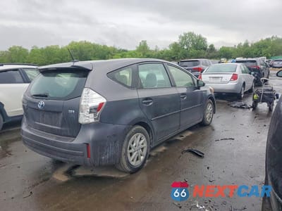 Trzecie zdjęcie samochodu z tyłu: 2014 TOYOTA PRIUS V THREE VIN:JTDZN3EU8EJ011447 - miniatura