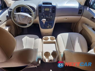 Zdjęcie 8 z 14 samochodu: 2010 KIA SEDONA LX VIN:KNDMG4C30A6342217 - miniatura