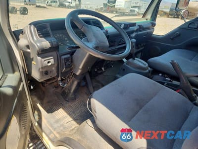 Zdjęcie 8 z 12 samochodu: 2004 ISUZU NPR VIN:JALC4B14747006131 - miniatura