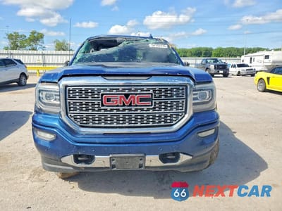 Piąte zdjęcie samochodu w środku: 2016 GMC SIERRA K1500 DENALI VIN:3GTU2PEC5GG311162 - miniatura