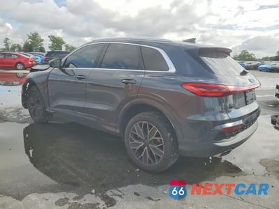 Drugie zdjęcie samochodu z przodu: 2025 AUDI Q5 PREMIUM PLUS VIN:WA12AAGUXS2021072 - miniatura
