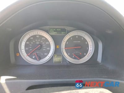 Zdjęcie 9 z 12 samochodu: 2011 VOLVO C70 VIN:YV1672MC0BJ107076 - miniatura