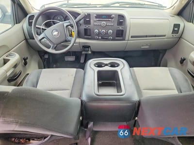 Zdjęcie 8 z 13 samochodu: 2007 CHEVROLET SILVERADO C1500 CREW CAB VIN:2GCEC13CX71523825 - miniatura