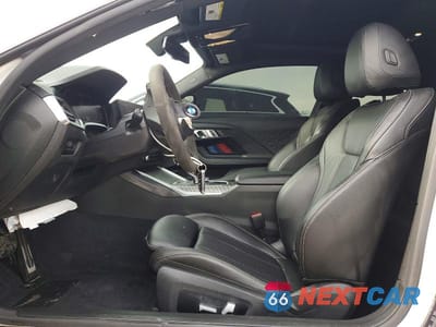 Zdjęcie 7 z 12 samochodu: 2022 BMW M240XI VIN:3MW53CM0XN8C49182 - miniatura