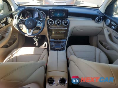 Zdjęcie 8 z 13 samochodu: 2021 MERCEDES-BENZ GLC 300 4MATIC VIN:W1N0G8EB6MF894425 - miniatura