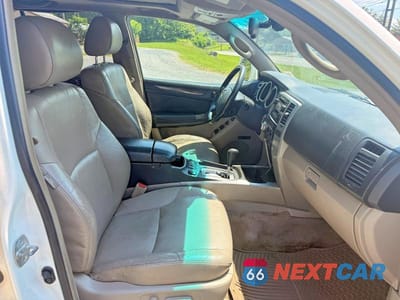 Piąte zdjęcie samochodu w środku: 2003 TOYOTA 4RUNNER LIMITED VIN:JTEBT17R230024228 - miniatura