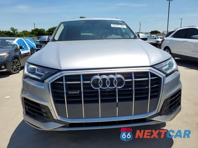 Piąte zdjęcie samochodu w środku: 2021 AUDI Q7 PREMIUM VIN:WA1AJAF72MD014339 - miniatura