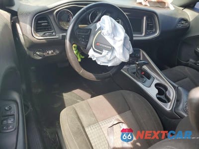 Zdjęcie 8 z 12 samochodu: 2020 DODGE CHALLENGER SXT VIN:2C3CDZAG1LH191398 - miniatura
