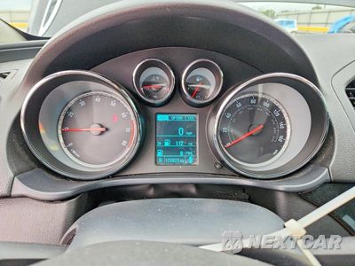 Zdjęcie 9 z 12 samochodu: 2013 BUICK REGAL PREMIUM VIN:2G4GS5EV9D9249799 - miniatura