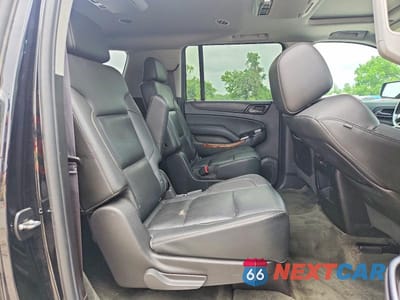 Zdjęcie 11 z 13 samochodu: 2015 CHEVROLET SUBURBAN K1500 LTZ VIN:1GNSKKKC8FR147653 - miniatura