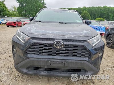 Piąte zdjęcie samochodu w środku: 2020 TOYOTA RAV4 VIN:2T3A1RFV1LC076529 - miniatura