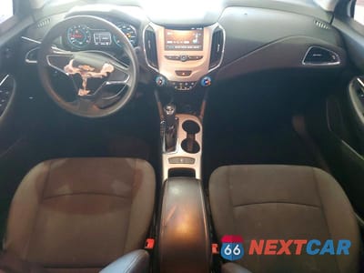 Zdjęcie 8 z 12 samochodu: 2016 CHEVROLET CRUZE LS VIN:1G1BC5SM3G7325846 - miniatura