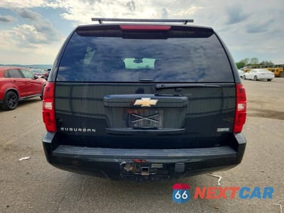 Zdjęcie 6 z 13 samochodu: 2008 CHEVROLET SUBURBAN K1500 LS VIN:3GNFK16328G157538 - miniatura