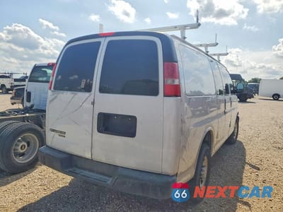 Trzecie zdjęcie samochodu z tyłu: 2016 CHEV EXPRESS G2500 VIN:1GCWGAFF8G1286613 - miniatura