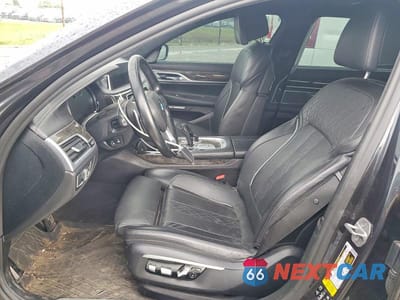 Zdjęcie 7 z 12 samochodu: 2017 BMW 750 XI VIN:WBA7F2C58HG421917 - miniatura