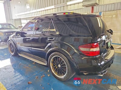 Drugie zdjęcie samochodu z przodu: 2007 MERCEDES-BENZ ML 63 AMG VIN:4JGBB77E17A199878 - miniatura