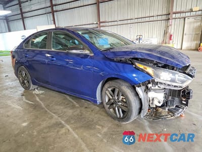 Czwarte zdjęcie samochodu z boku: 2021 KIA FORTE GT LINE VIN:3KPF34AD0ME406478 - miniatura