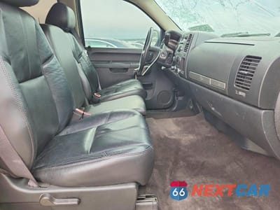 Zdjęcie 7 z 13 samochodu: 2011 GMC SIERRA K1500 SLE VIN:3GTP2VE33BG280519 - miniatura