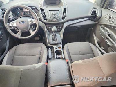 Zdjęcie 8 z 13 samochodu: 2016 FORD ESCAPE S VIN:1FMCU0F75GUC57479 - miniatura
