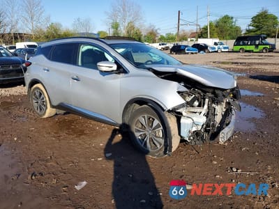Czwarte zdjęcie samochodu z boku: 2019 NISSAN MURANO SV VIN:5N1AZ2MJ0KN162415 - miniatura