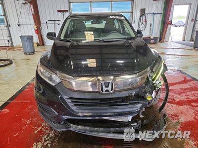 Piąte zdjęcie samochodu w środku: 2019 HONDA HR-V LX VIN:3CZRU6H34KG723338 - miniatura