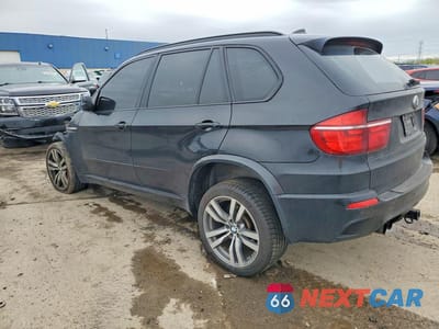 Drugie zdjęcie samochodu z przodu: 2013 BMW X5 M VIN:5YMGY0C53DLL15966 - miniatura