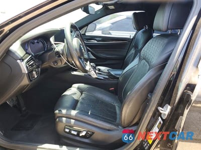 Zdjęcie 7 z 13 samochodu: 2018 BMW M550XI VIN:WBAJB9C53JB035595 - miniatura