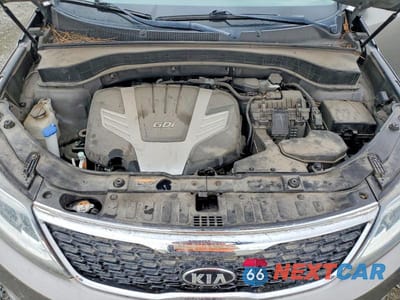 Zdjęcie 12 z 13 samochodu: 2015 KIA SORENTO LX VIN:5XYKTDA72FG651295 - miniatura