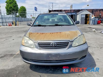 Piąte zdjęcie samochodu w środku: 2006 TOYOTA COROLLA LE VIN:1NXBR32E56Z580805 - miniatura