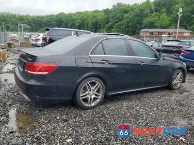 Trzecie zdjęcie samochodu z tyłu: 2016 MERCEDES-BENZ E 350 4MATIC VIN:WDDHF8JB1GB220963 - miniatura
