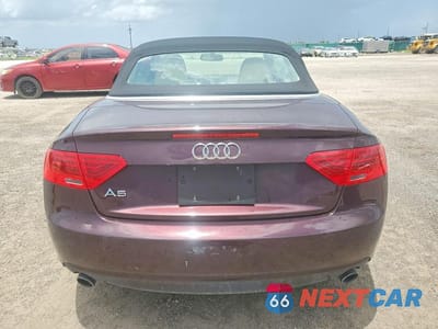 Zdjęcie 6 z 12 samochodu: 2014 AUDI A5 PREMIUM VIN:WAUAFAFH2EN011482 - miniatura