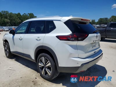 Drugie zdjęcie samochodu z przodu: 2026 NISSAN ROGUE SL VIN:5N1BT3CA9TC713578 - miniatura