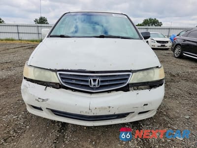 Piąte zdjęcie samochodu w środku: 2002 HONDA ODYSSEY EXL VIN:5FNRL18962B023861 - miniatura