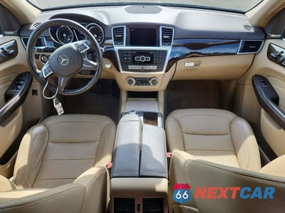 Zdjęcie 8 z 14 samochodu: 2015 MERCEDES-BENZ ML 250 BLUETEC VIN:4JGDA0EB8FA510202 - miniatura