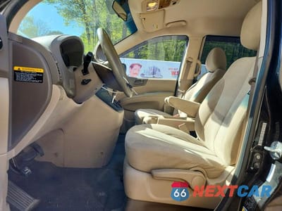 Zdjęcie 7 z 14 samochodu: 2010 KIA SEDONA LX VIN:KNDMG4C30A6342217 - miniatura