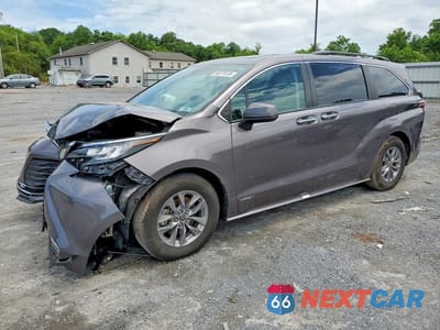 2021 TOYOTA SIENNA XLE 5TDYRKEC1MS025368 - główne zdjęcie licytacji z USA - miniatura