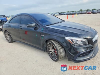 Czwarte zdjęcie samochodu z boku: 2018 MERCEDES-BENZ CLA 45 AMG VIN:WDDSJ5CB5JN525775 - miniatura