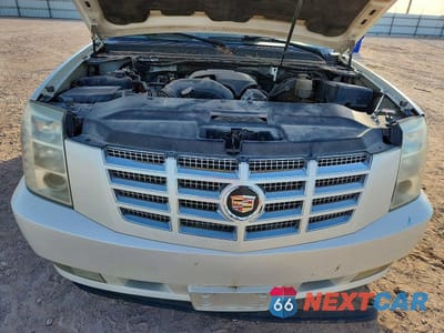 Zdjęcie 12 z 13 samochodu: 2007 CADI ESCALADE L VIN:1GYEC63827R290050 - miniatura