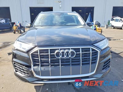 Piąte zdjęcie samochodu w środku: 2022 AUDI Q7 PREMIUM VIN:WA1AXBF72ND012970 - miniatura