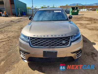 Piąte zdjęcie samochodu w środku: 2018 LAND ROVER RANGE ROVER VELAR R-DYNAMIC SE VIN:SALYL2RV2JA747754 - miniatura