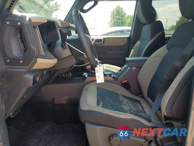 Zdjęcie 7 z 13 samochodu: 2026 FORD BRONCO BIG BEND VIN:1FMDE7BH3TLA55488 - miniatura