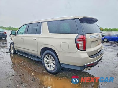Drugie zdjęcie samochodu z przodu: 2021 CHEVROLET SUBURBAN K1500 PREMIER VIN:1GNSKFKD7MR162030 - miniatura
